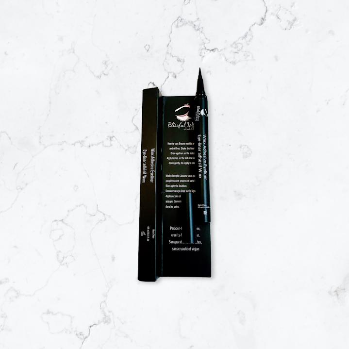 Adhesive eyeliner in black for strip lashes