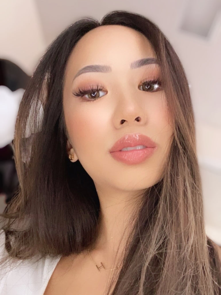 Model wearing Lena 3D Faux mink lash
